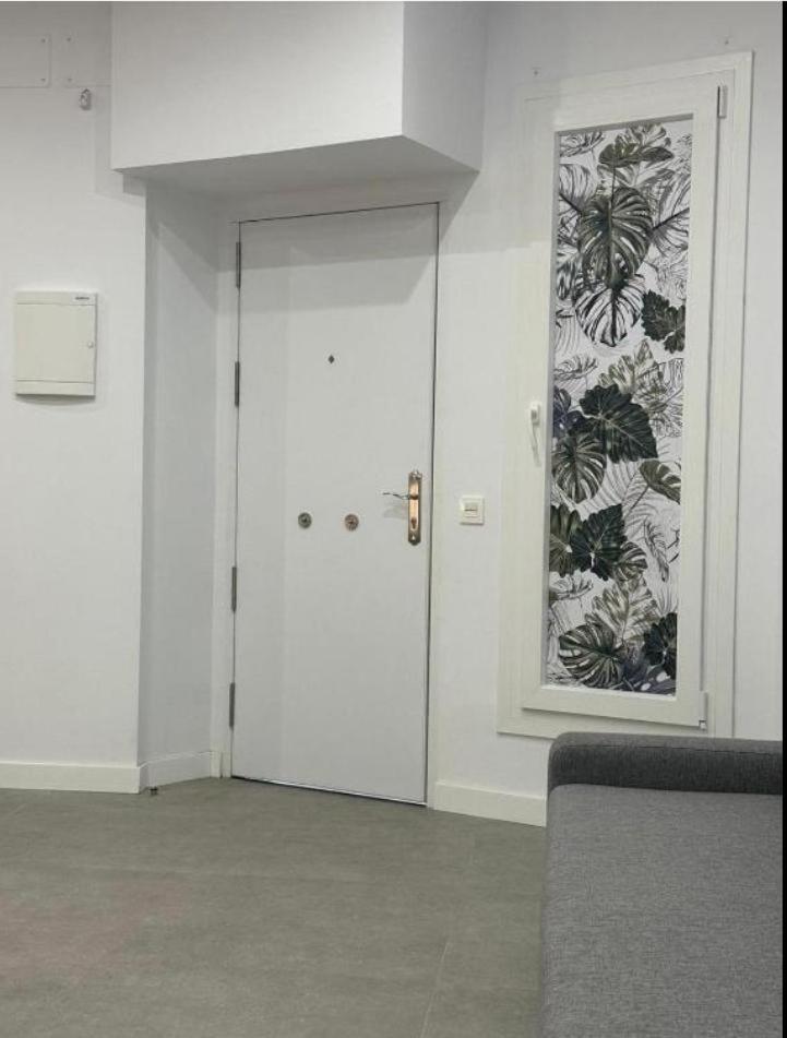 Estupendo Piso A 5 Min De La Estacion De Bus Y Tren Maria Zambrano Apartment Málaga Exterior foto
